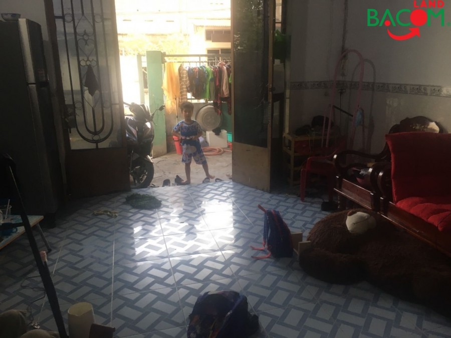 Nhà Tam Hòa 154m2 sổ riêng thổ cư, đường 2 xe hơi tránh nhau, gần giáo xứ Trinh Vương