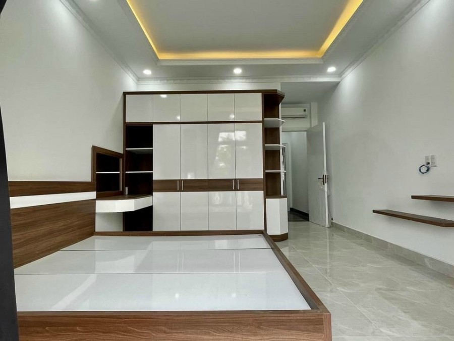 Bán Nhà mới Xây theo kiến trúc Châu Âu-Khu dân cư Sài Gòn Mớ,Nhà Bè giá 5,3 tỷ