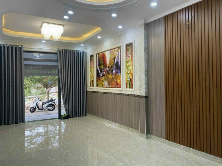 Bán nhà phố cao cấp đường Huỳnh Tấn Phát, Phú Xuân, Nhà Bè giá 5.95 tỷ
