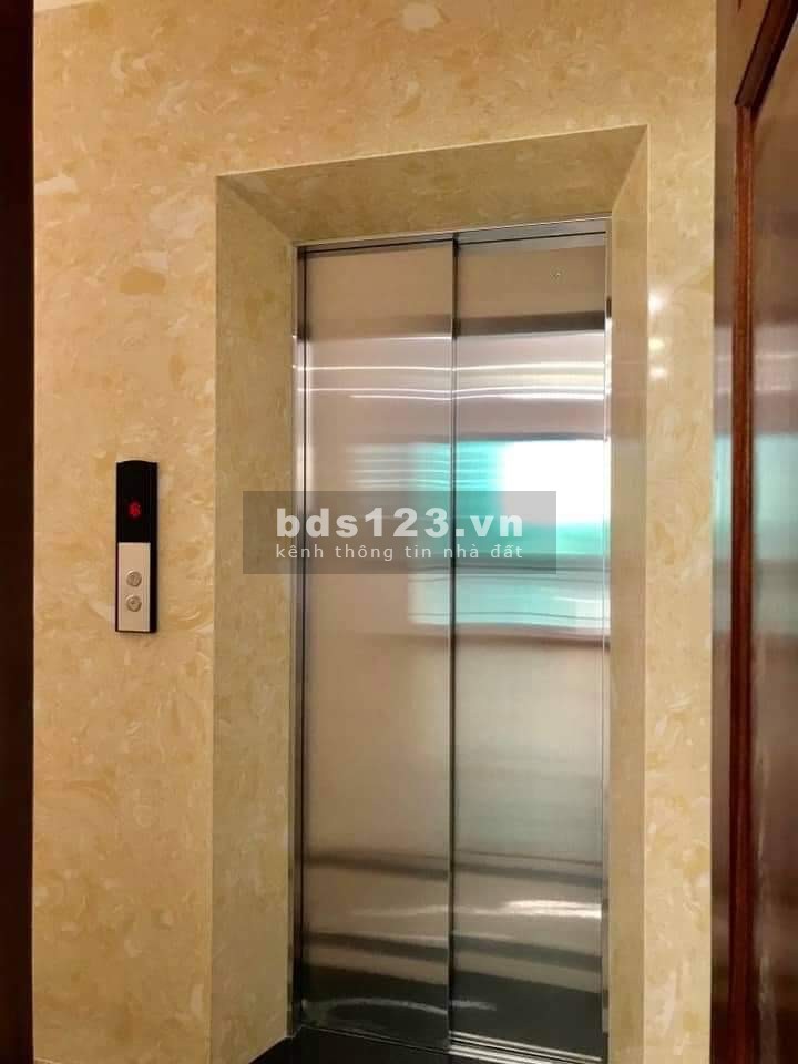 Tòa nhà văn phòng Building phố Nguyễn Khánh Toàn, 110m2*7T, MT6m, vỉa hè mênh mông, 30 tỷ