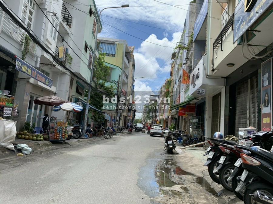Cho thuê nhà nguyên căn MT đường Cù Lao Phú Nhuận - nhà mới xây như hình -trệt, lửng, 2 lầu & sân thượng