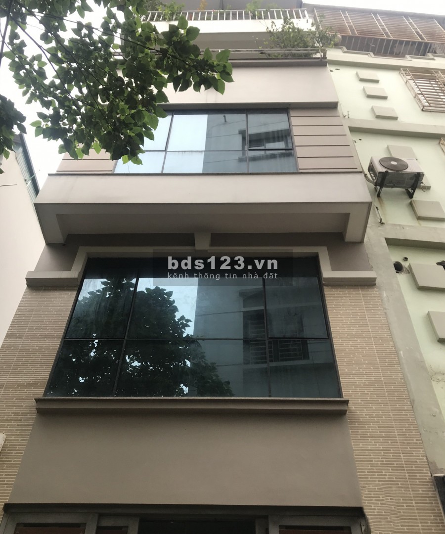 Mình bán căn nhà phố 162 Nguyễn Văn Cừ