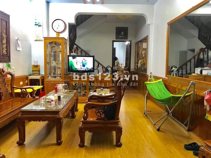 LôGóc, Gần Phố, Bán nhà ( Doãn Kế Thiện) DT: 72m. 4 Tầng. nhà đẹp ở luôn. 5.3 Tỷ