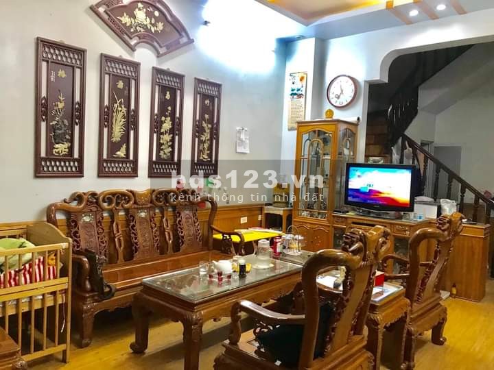 LôGóc, Gần Phố, Bán nhà ( Doãn Kế Thiện) DT: 72m. 4 Tầng. nhà đẹp ở luôn. 5.3 Tỷ