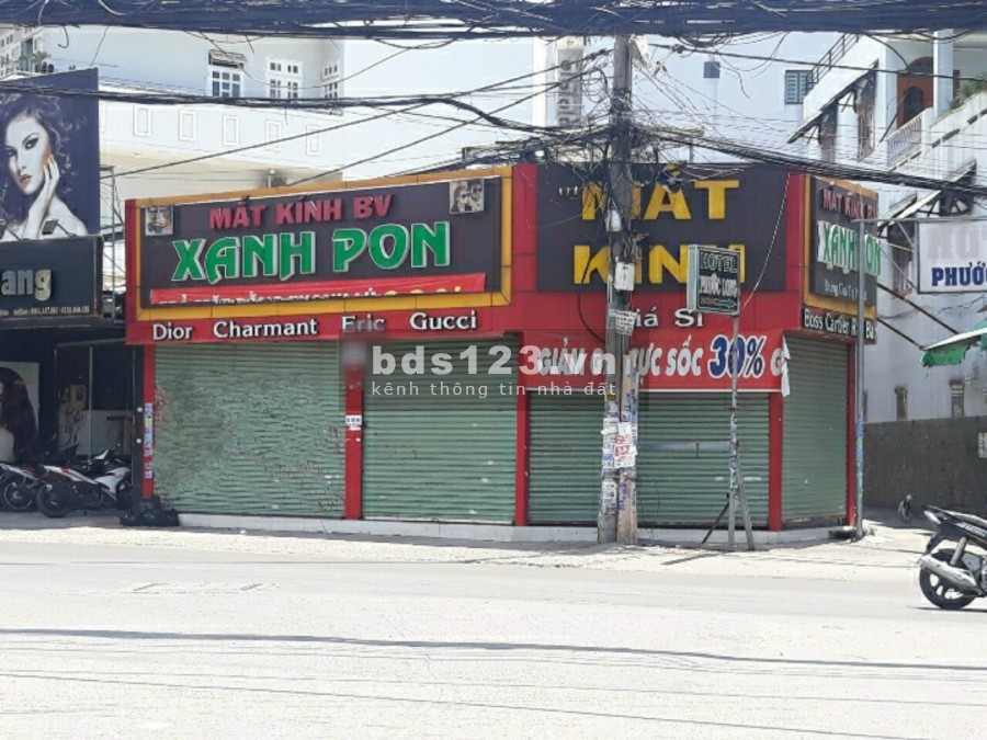 Mặt Bằng siêu đẹp 9x12 góc 2 mặt tiền Đỗ Xuân Hợp Q9