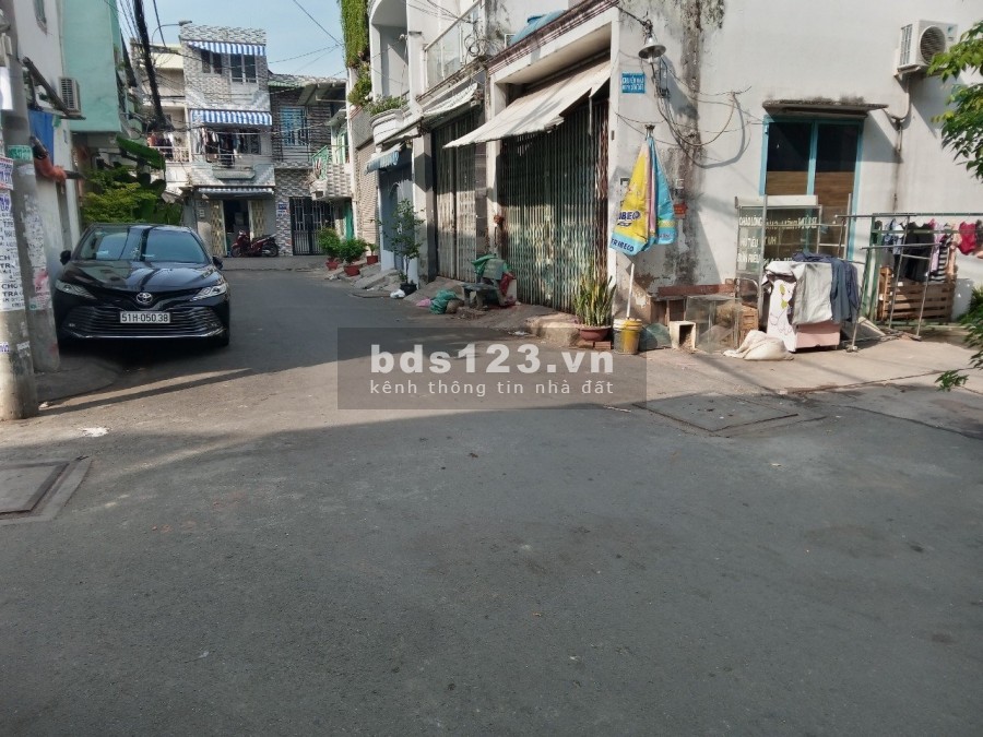 Cho thuê nhà 4pn giá 8tr y hình đăng đường Hương Lộ 2