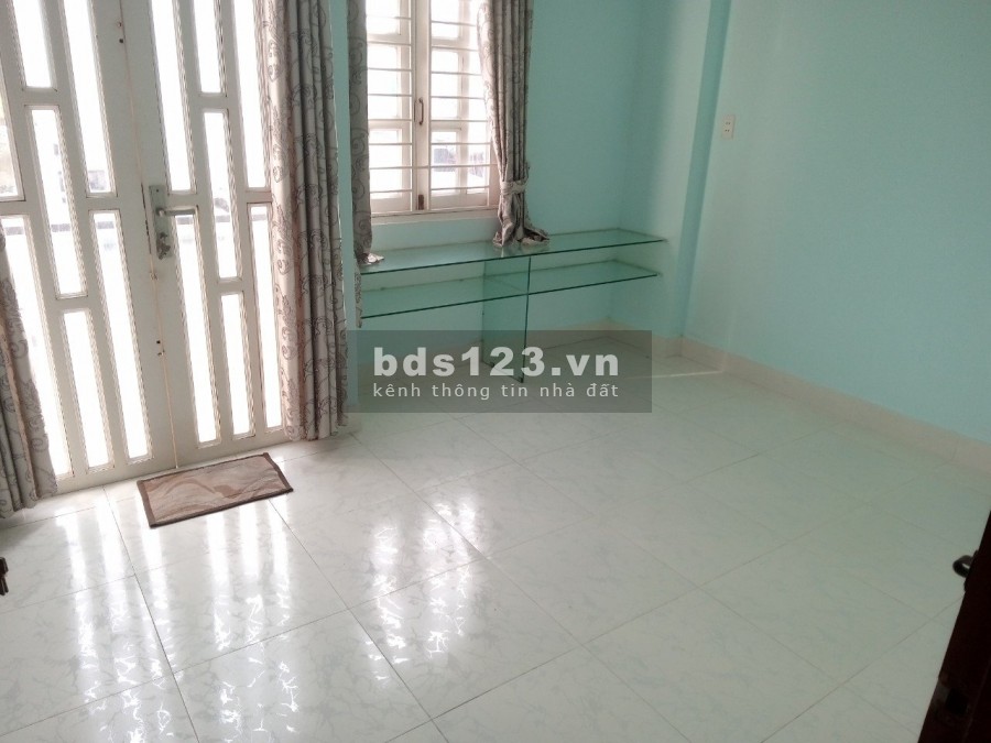 Cho thuê nhà 4pn giá 8tr y hình đăng đường Hương Lộ 2