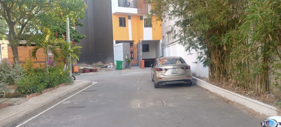 Bán nhà KD xây mới 1 trệt 4 lầu tại đường 99 Nguyễn Tư Nghiêm 103m2 giá 16 tỷ