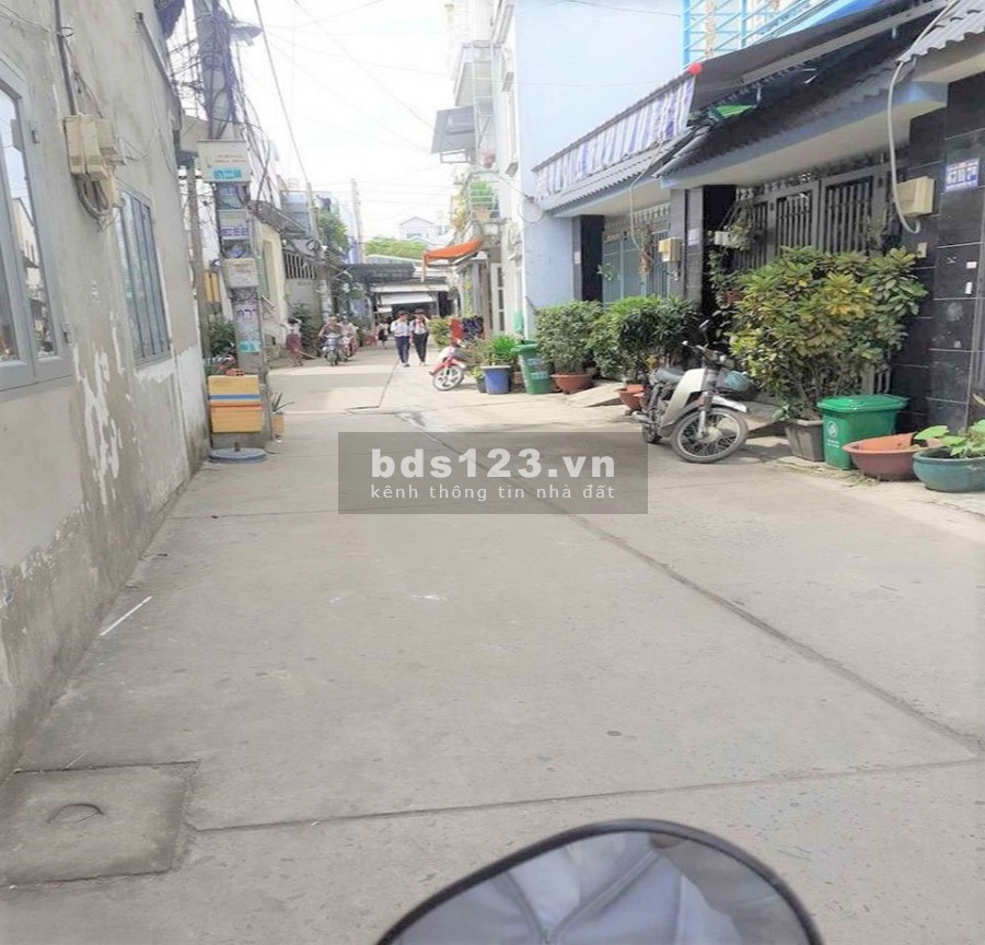 Sổ hồng trao tay nhận ngay nhà đẹp, nhà 2 tâng tặng full nội thất.