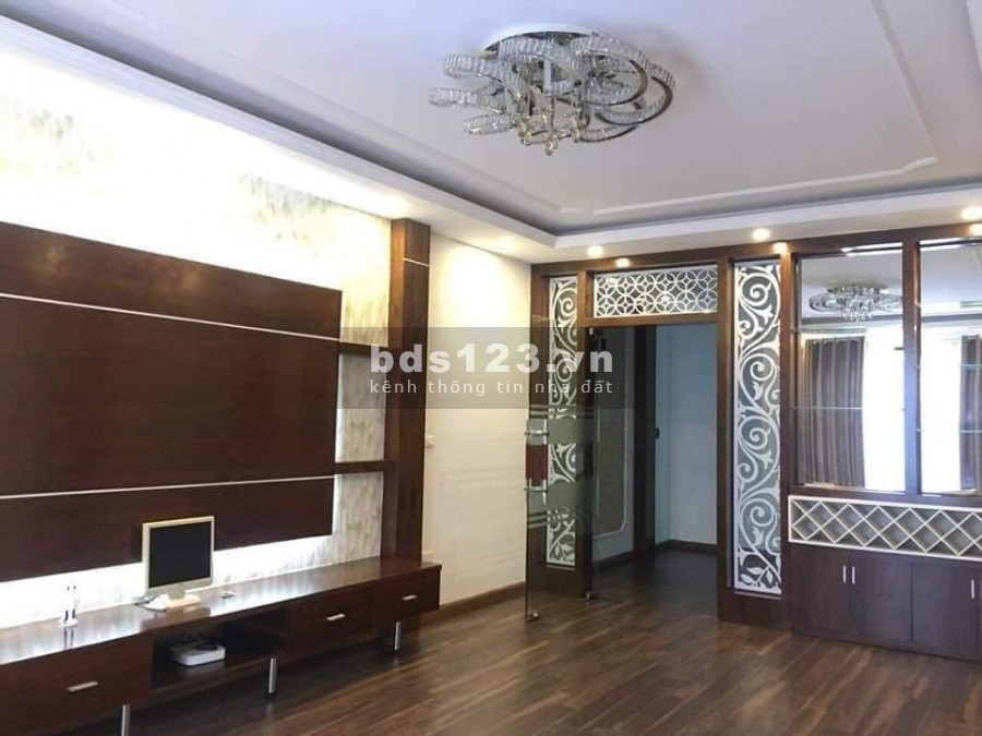 BÁN GẤP NHÀ TRẦN THÁI TÔNG NGÕ THÔNG, 3 GÁC QUAY ĐẦU, 51M, 5 TẦNG 3.75 TỶ LH 0886530487
