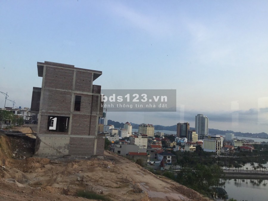 CẦN CHUYỂN NHƯỢNG CĂN BIỆT THỰ DÃY D ĐƯỜNG LOUIS TẠI DỰ ÁN MONACO ,BÃI CHÁY ,HẠ LONG