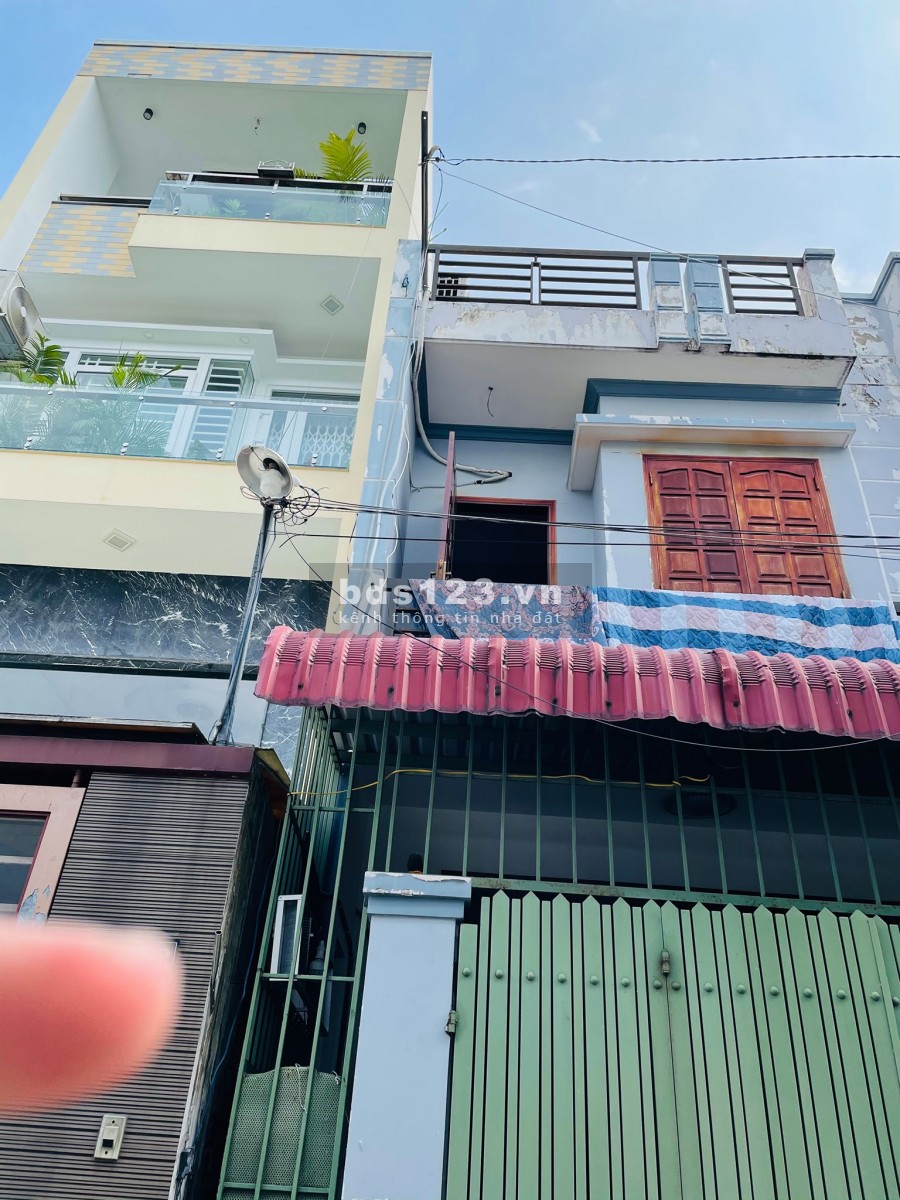 Ô tô đổ cửa GÒ VẤP 60m2 chỉ 4.7 tỷ