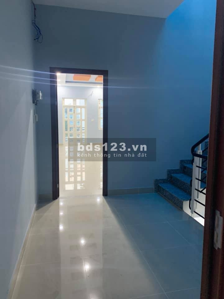 Cho thuê nhà mặt tiền đường khu dân cư Hồng Long, P. Hiệp Bình Phước, Thủ Đức. Khu thông từ đường Hiệp Bình ra Quốc Lộ 13