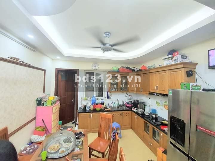 HIẾM PHÂN LÔ Ô TÔ VỈA HÈ 2 THOÁNG KINH DOANH 50M x 5T MT 4M GIÁ 12 TỶ