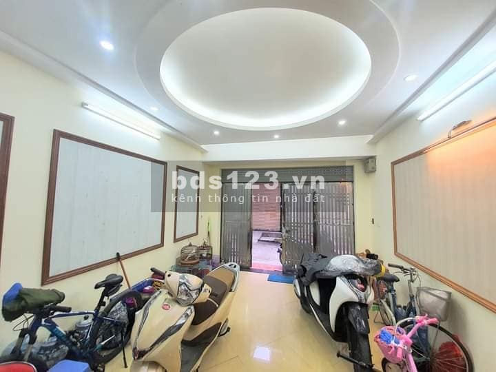 HIẾM PHÂN LÔ Ô TÔ VỈA HÈ 2 THOÁNG KINH DOANH 50M x 5T MT 4M GIÁ 12 TỶ
