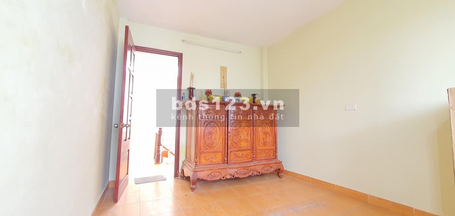 Bán nhà phố Nguyễn Chính 32m2 Oto đỗ cửa