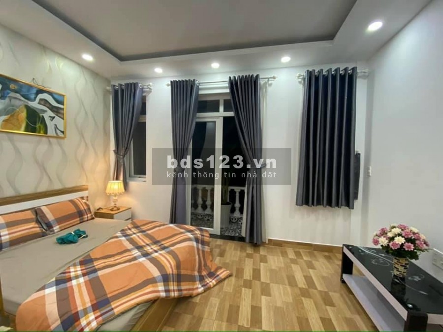 Bán nhà đường số 1,P.13 Gò Vấp 3 lầu dt 4.5 x 9.5 giá 4.9 tỷ