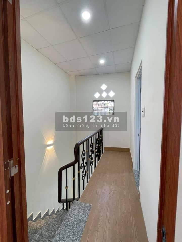 Quận Gò Vấp Nguyễn Kiệm 31m2, 1T1L, nhà mới đẹp