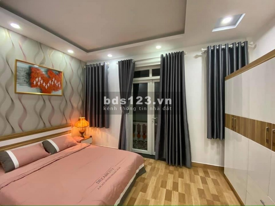 Bán nhà đường số 1,P.13 Gò Vấp 3 lầu dt 4.5 x 9.5 giá 4.9 tỷ