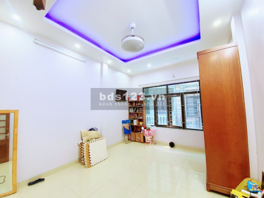 Bán nhà Nguyễn Trãi 48m2 5 tầng 5.8ty