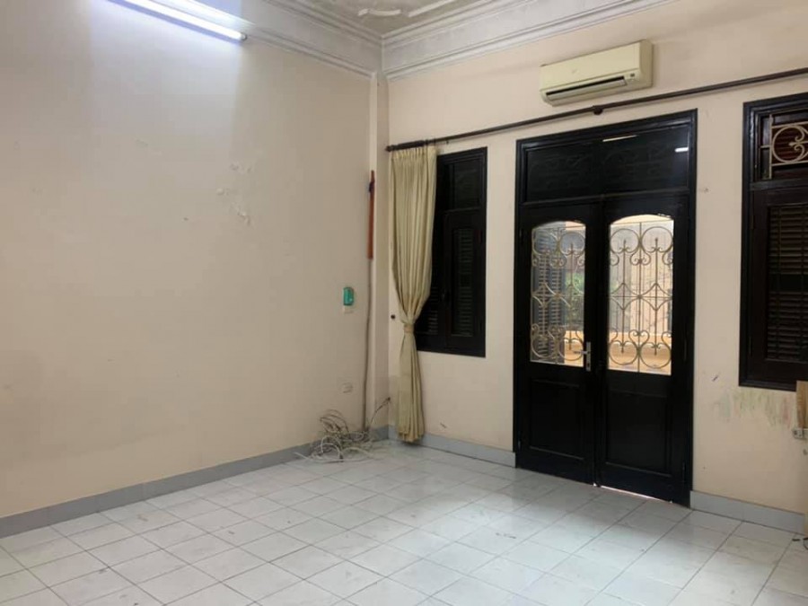 Bán Nhà 5 Tầng Phân Lô, Tô Vĩnh Diện, Thanh Xuân, DT 60m2, MT 4.7m. Gara Ô Tô. Chỉ 7.2 Tỷ.