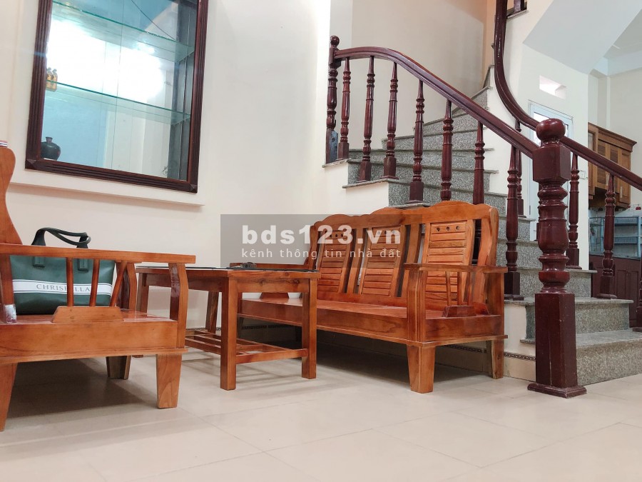 Bán nhà Định Công Thượng 5 phòng giá 3 tỷ