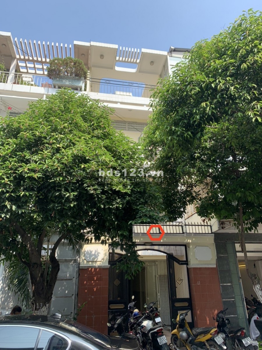 HXT D2 4.5x22m trệt, 3lầu, 6phòng, 5wc. Full máy lạnh.