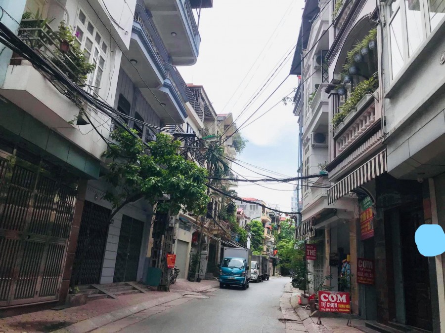 BÁN GẤP nhà HOÀNG HOA THÁM ô tô tránh KD 56m2 4 tầng MT5m giá 9.5 tỷ