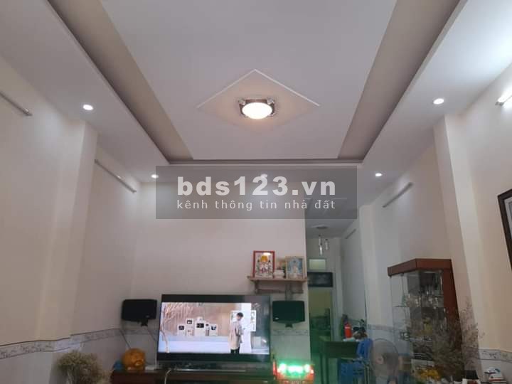 HXH Vị Trí Đẹp, QT, P8, GV 1 Trệt, 2 lầu, sân Thượng BTCT, 4 Tầng Dt( 4x11) giá 4.65 tỷ
