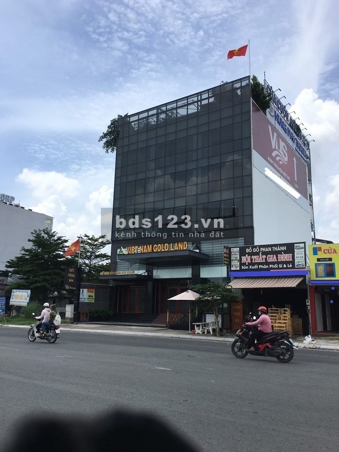 Mặt Tiền k.doanh tấp nập 300m2 + 4L kd đắc địa Hương Lộ 2