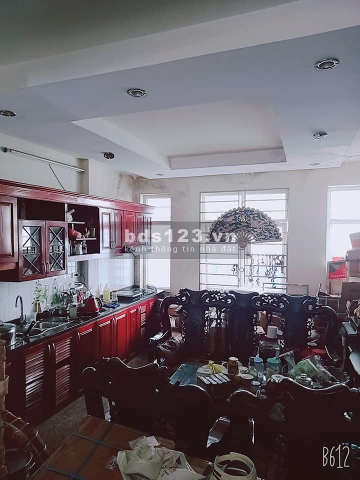 NHÀ MẶT PHỐ CHỢ TRỜI 38M2, 6 TẦNG.