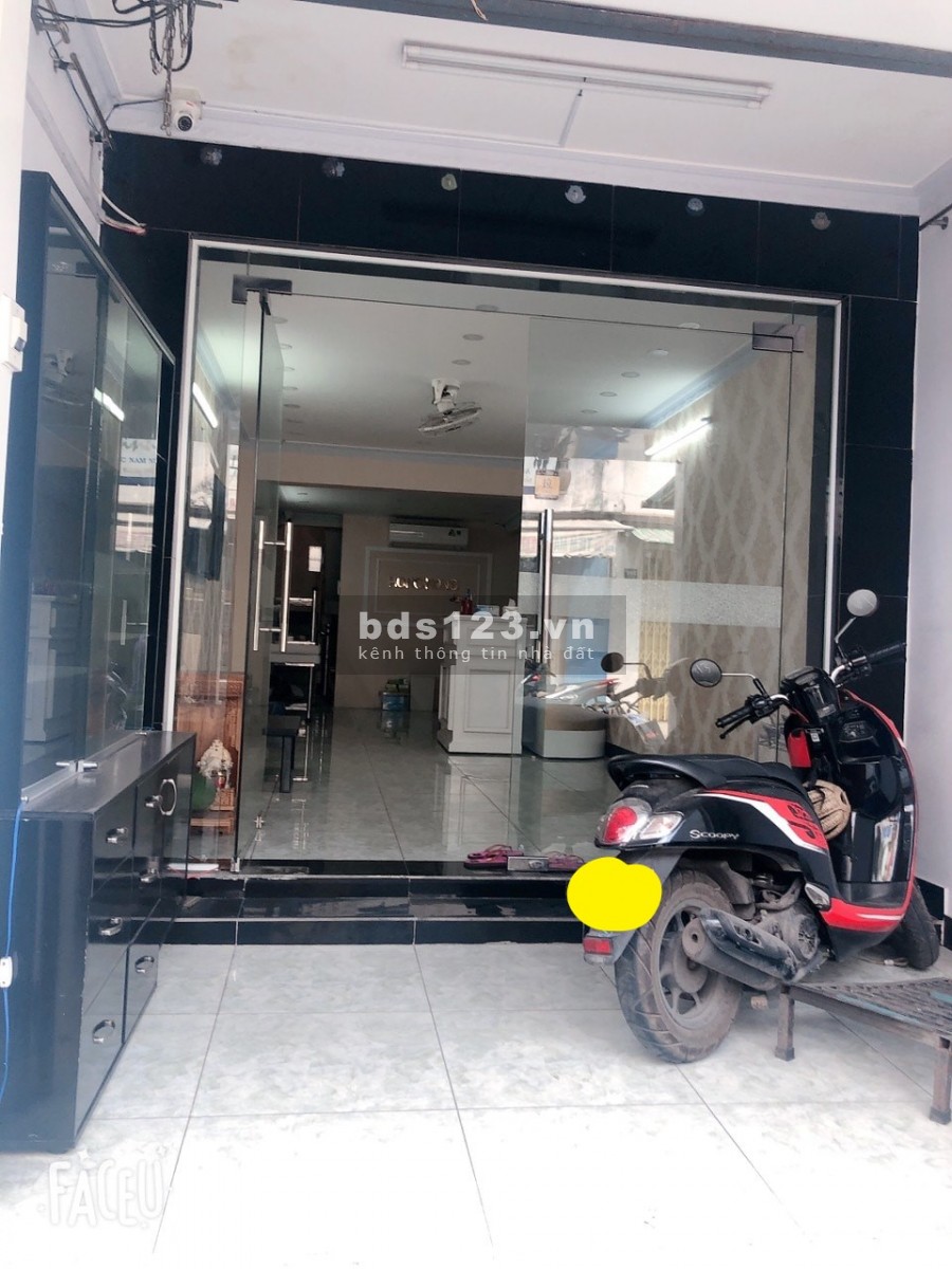 Bán gấp nhà Mặt tiền Xóm Chiếu, Q4, 48m2, 4 lầu, chỉ 6,3 Tỷ!