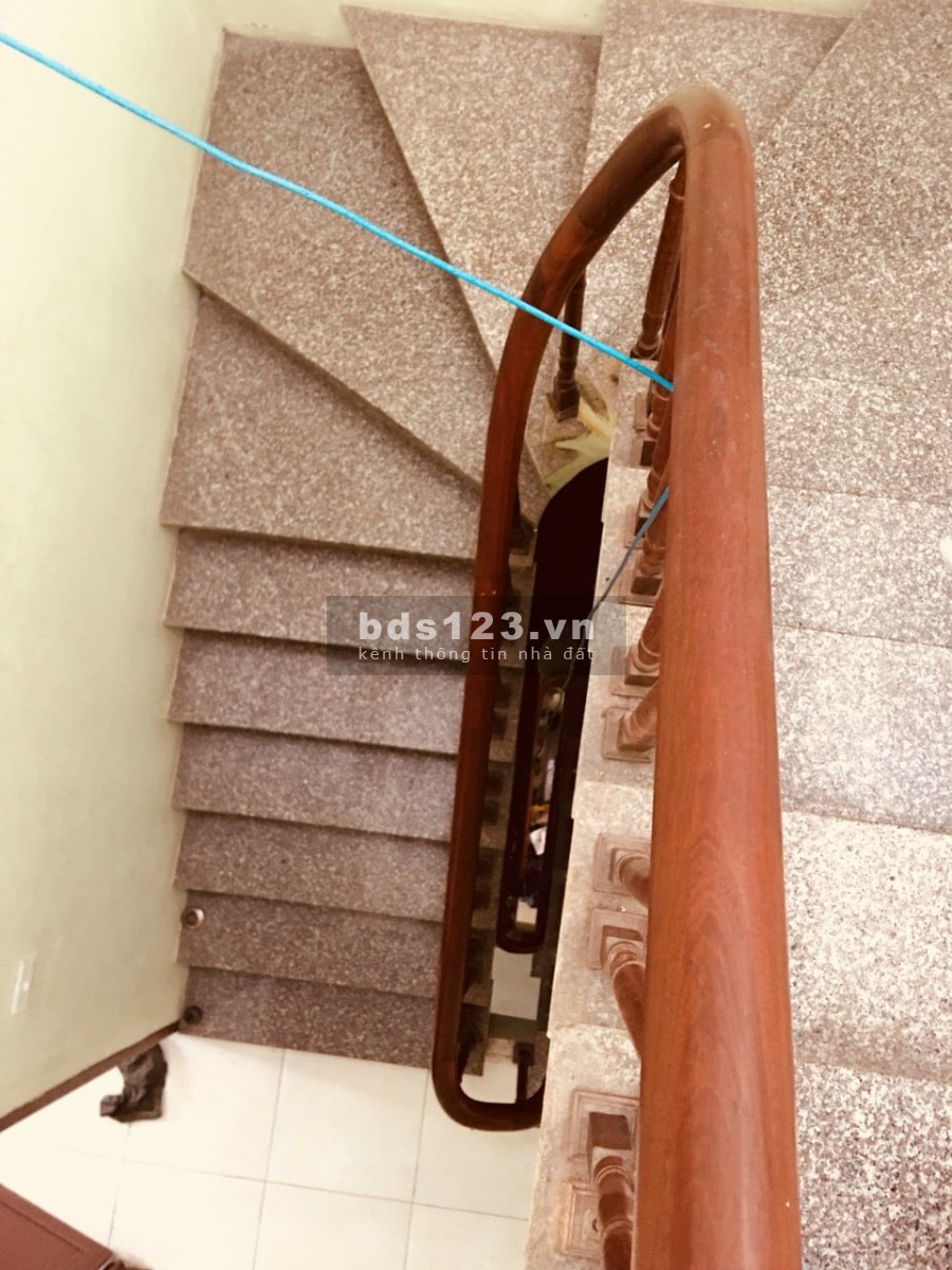 Bán nhà mặt phố Mai Hắc Đế, Hai Bà Trưng, 165m2, 3T, 6.2m MT, 75 Tỷ, LH 0839844444