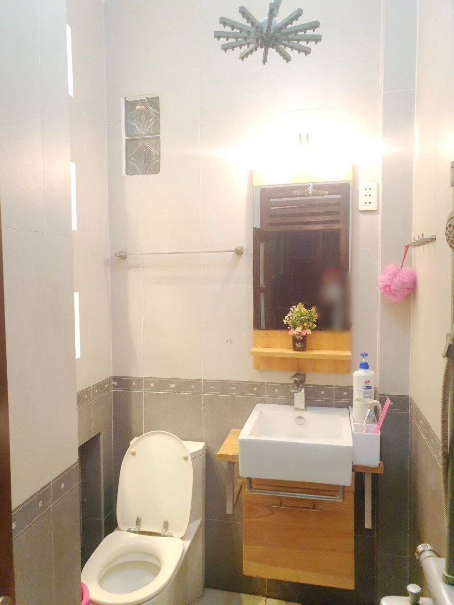 Nhà 3.6*19m, 3 lầu, mặt tiền đường Đào Cam Mộc P4 Q8