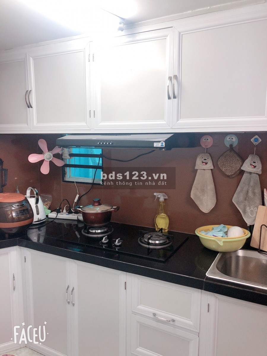 Bán gấp nhà Mặt tiền Xóm Chiếu, Q4, 48m2, 4 lầu, chỉ 6,3 Tỷ!