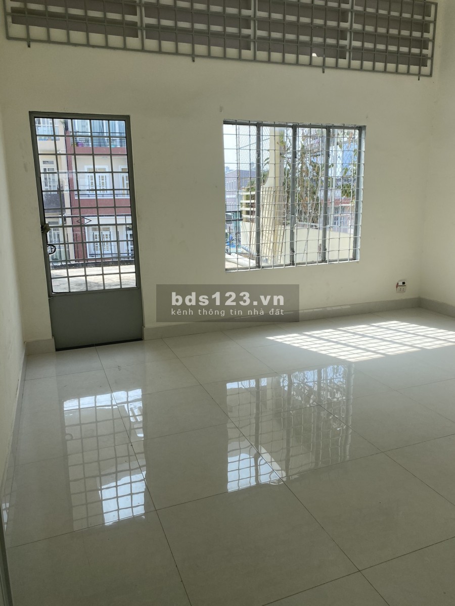 Hẻm Vip Khu D2 4.5x22 Trệt 3Lầu 5P 6WC Giá 40Tr/th