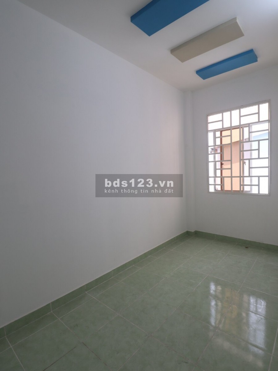 Bán nhà 1/ đường Khánh Hội, P4, Q4. Ngang 5.6m, giá 4ty8 TL