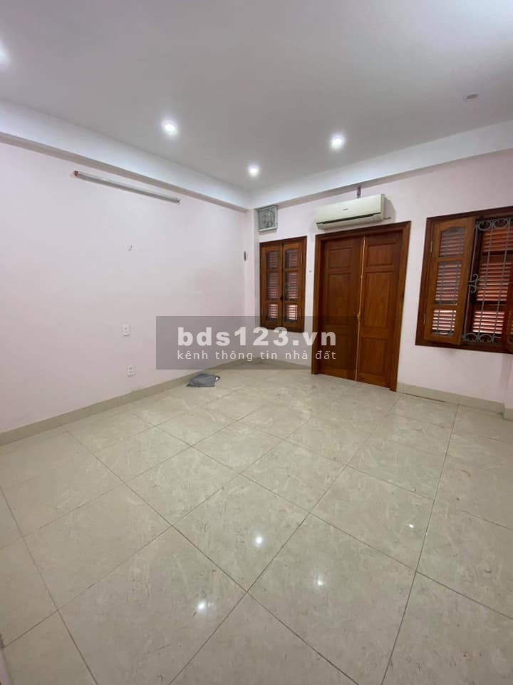 BÁN NHÀ MẶT PHỐ QUAN NHÂN 50m2 6 TẦNG 4.5m MẶT TIỀN GIÁ 10.5 TỶ ( KINH DOANH ỔN ĐỊNH )