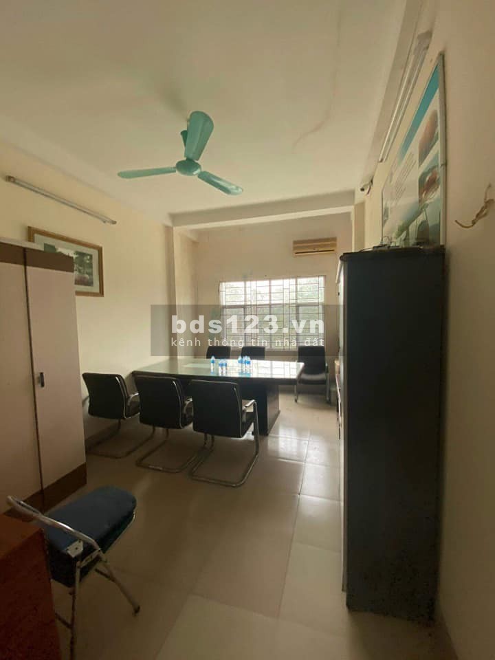 BÁN NHÀ MẶT ĐƯỜNG KIM GIANG 67m2 3 TẦNG 13,7 TỶ ( KINH DOANH ĐỈNH )