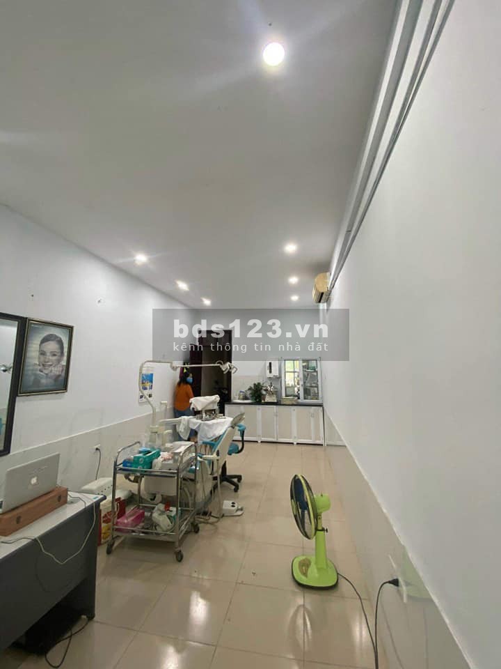 BÁN NHÀ MẶT ĐƯỜNG KIM GIANG 67m2 3 TẦNG 13,7 TỶ ( KINH DOANH ĐỈNH )