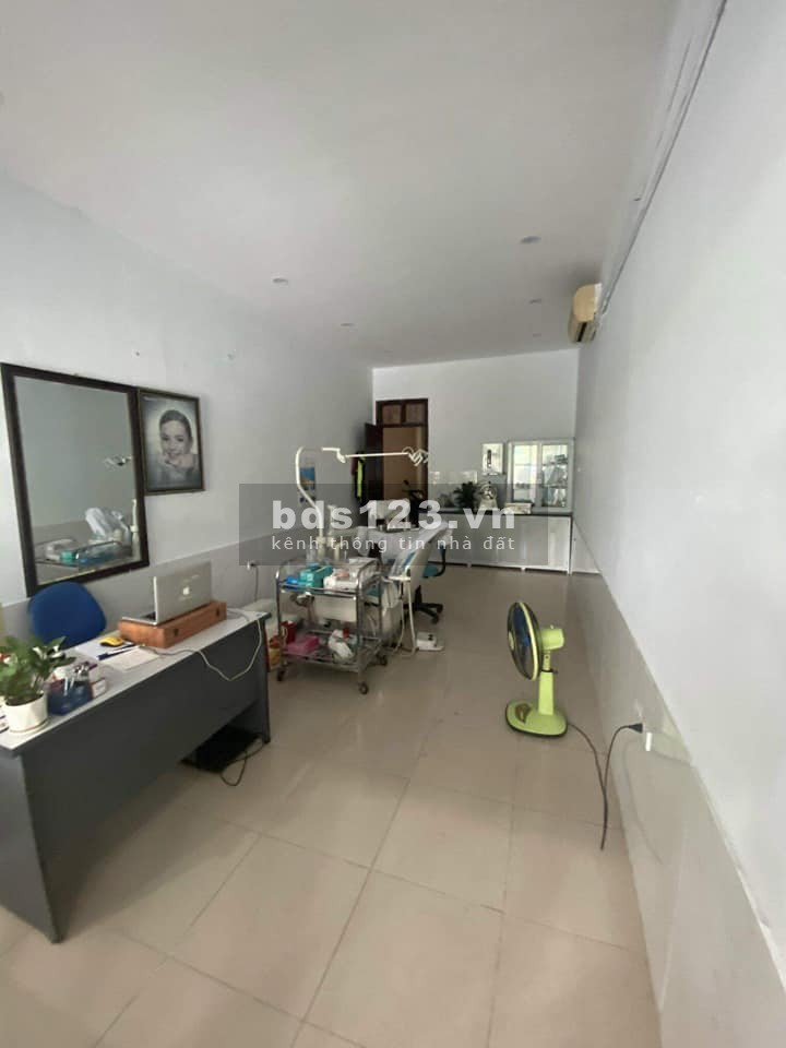BÁN NHÀ MẶT ĐƯỜNG KIM GIANG 67m2 3 TẦNG 13,7 TỶ ( KINH DOANH ĐỈNH )