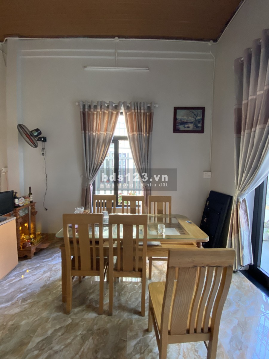 Chỉ 2.x tỷ sở hữu ngay nhà 2 mặt tiền đường Hạn Mặc Tử, P Vỹ Dạ, Tp Huế. Hàng hiếm