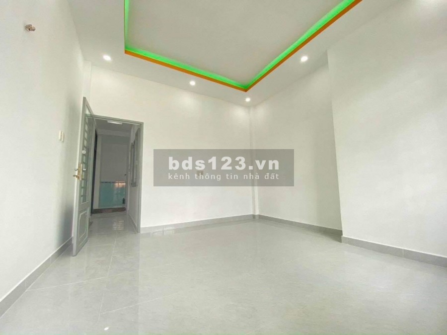 Bán Nhà Đường Nhật Tảo 30m2 Kinh Doanh Tốt HXH Đổ Cửa Giá Rẻ