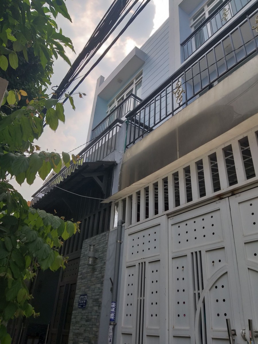 Bán nhà hẻm đường Quang Trung, Phường 11 Vò Vấp, Sổ hồng, 4 Phòng ngủ
