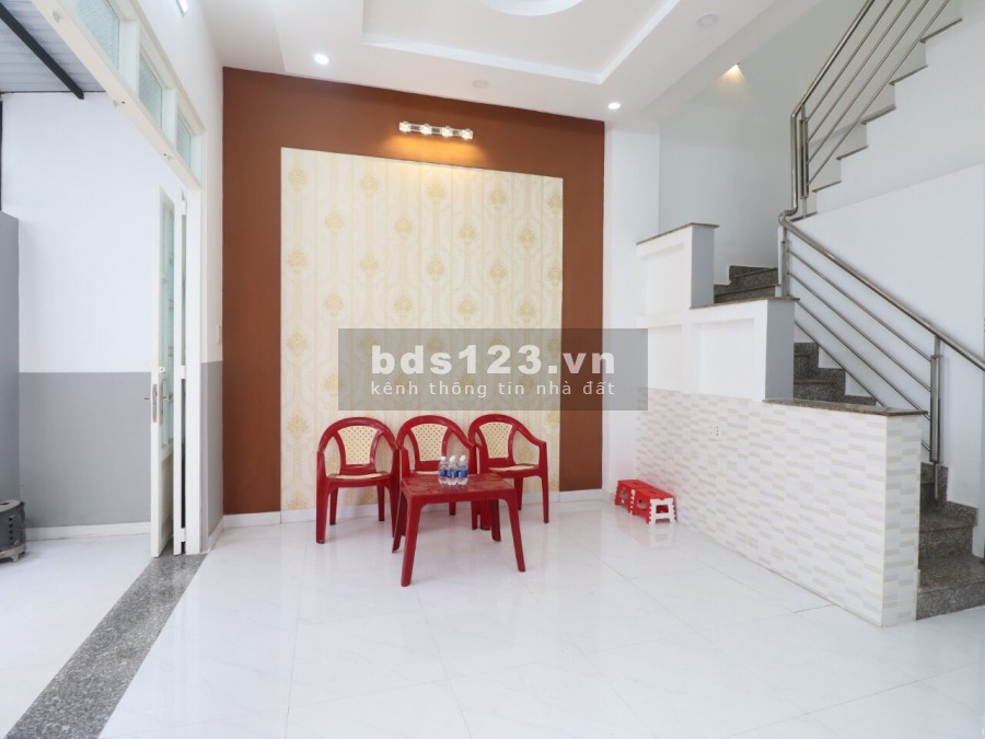 Bán nhà 1/ đường Khánh Hội, P4, Q4. Ngang 5.6m, giá 4ty8 TL