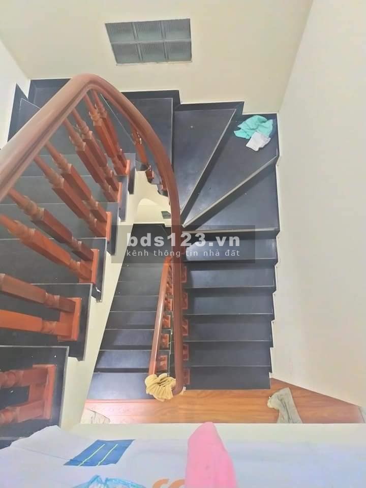 Chính chủ cần bán gấp nhà Ngọc Thụy, Long Biên, Hà Nội.