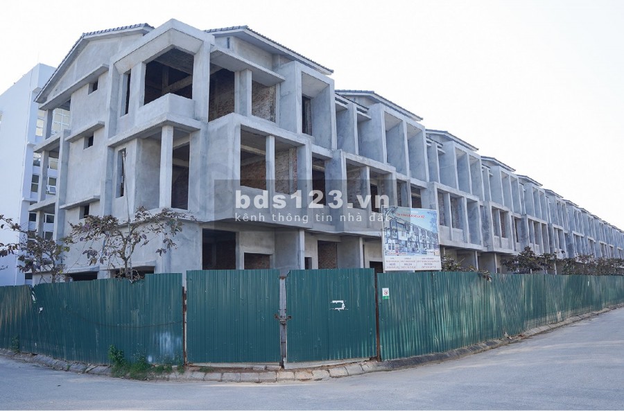 Bán gấp. nhà 4 tầng An Cựu City liền kề đại lộc Võ Nguyên Giáp, sổ chính chủ, giá 4.3 tỷ