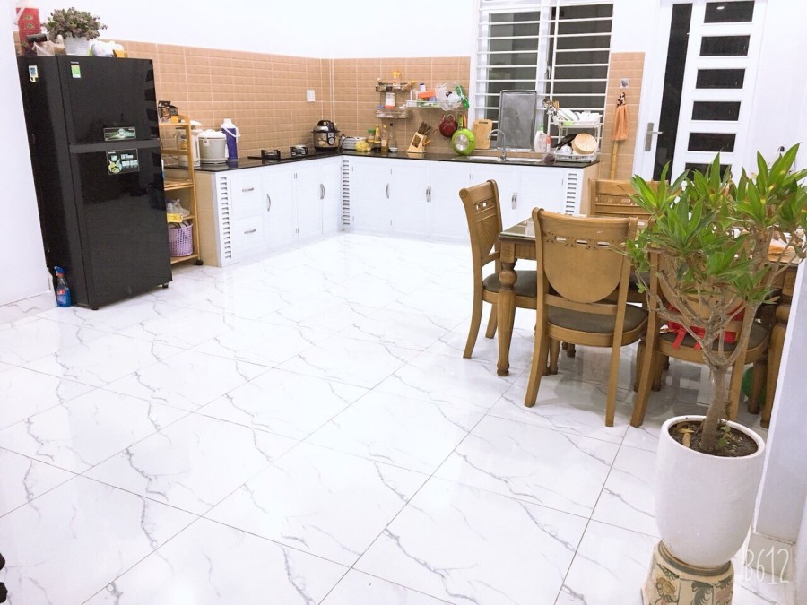Bán gấp nhà hẻm nhựa 12m, đường Phạm Thế Hiển, Quận 8, 5x22m, giá chỉ 6,9 tỷ, TL