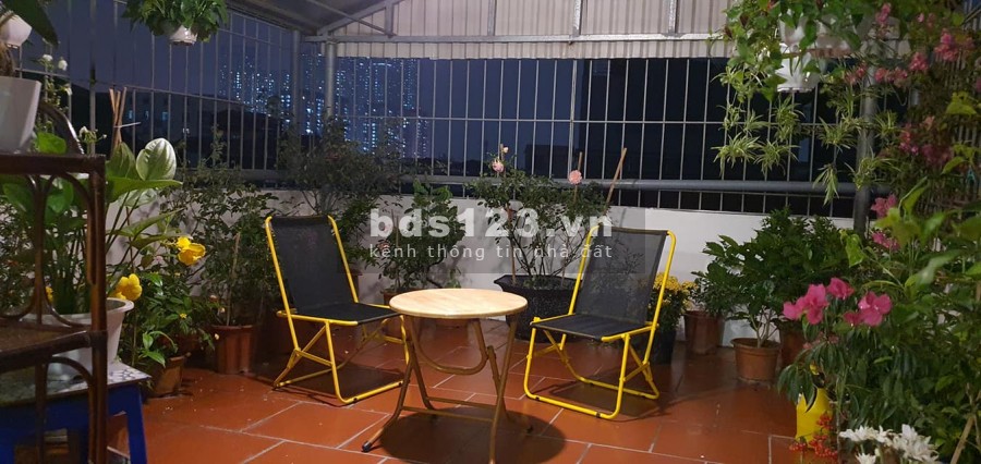 Bán nhà định cư Úc cùng con gái- 3,5T phố Vũ Tông Phan, 5 tầng, sổ đủ 40M2.