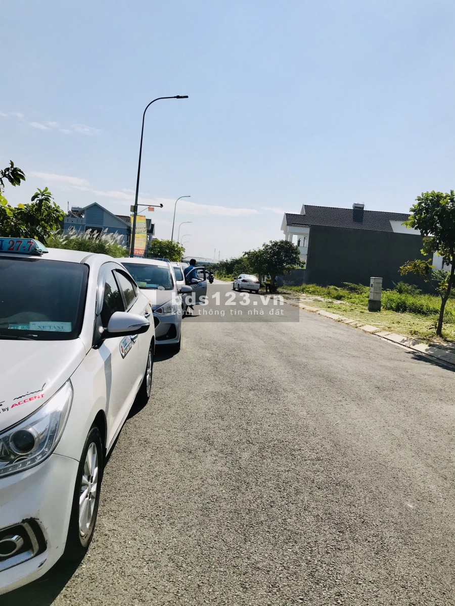 BÁN ĐẤT BÌNH CHÁNH GẦN KHU CN TÂN TẠO, DT 85m2